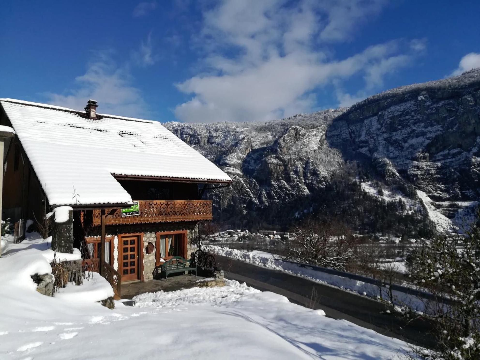 Appartement Cozy 100M2 Dans Chalet Savoyard Magland Exteriör bild